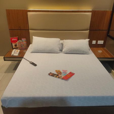 Hotel Sogo Macapagal Paranaque City Zewnętrze zdjęcie